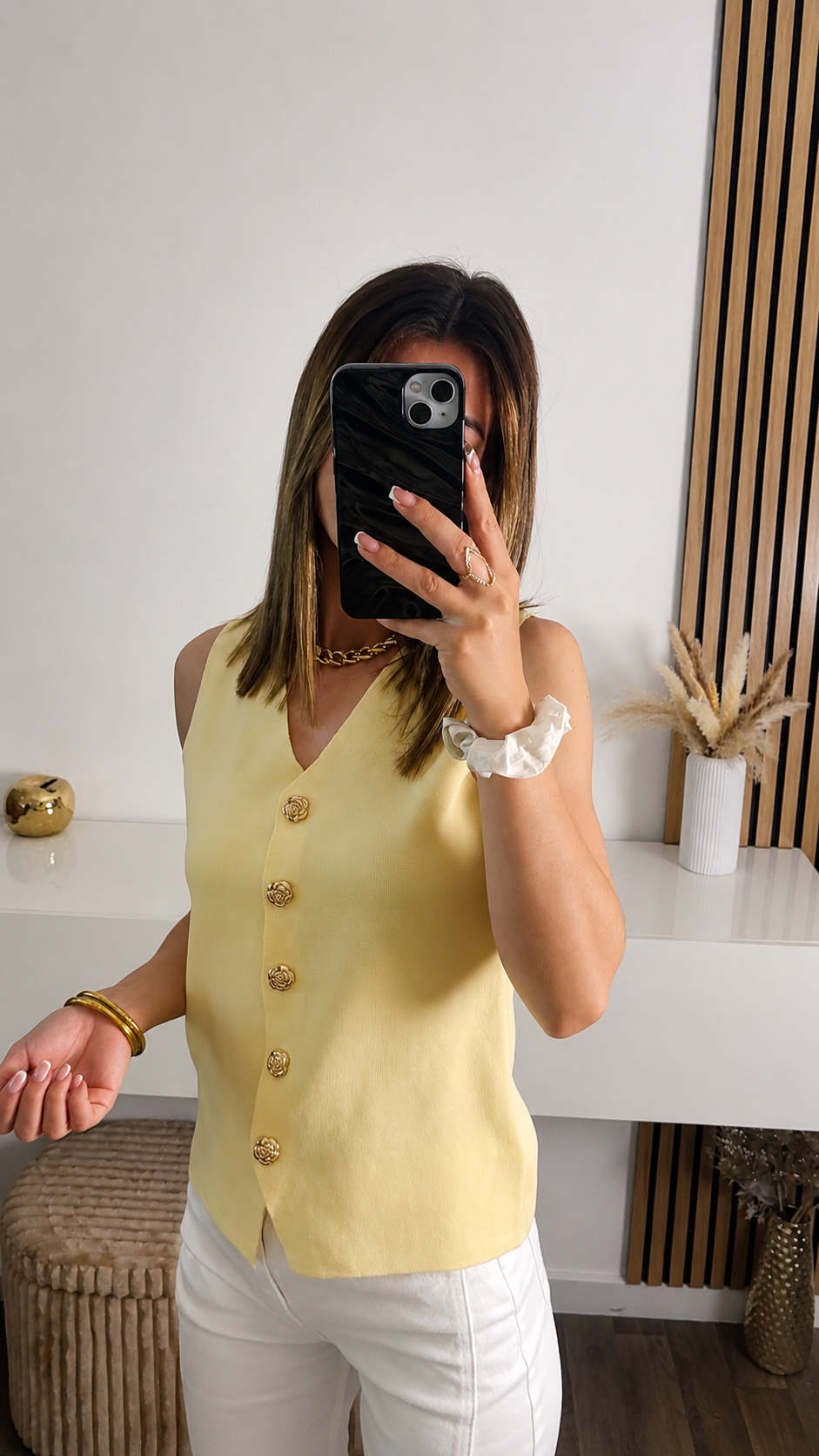 Top jaune à boutons Bérénice