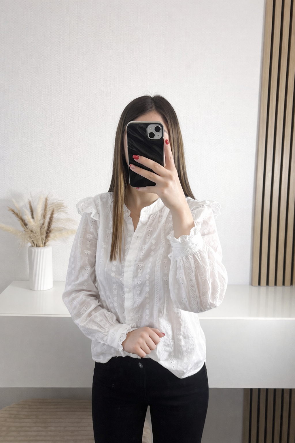 Blouse blanche brodée Emy